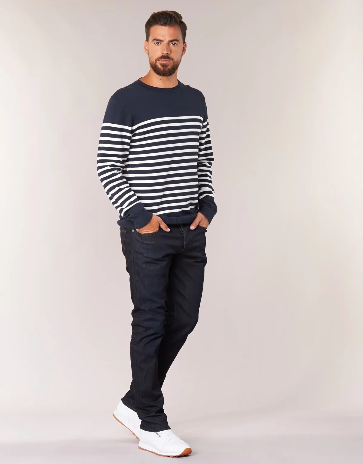 3301 TAPERED