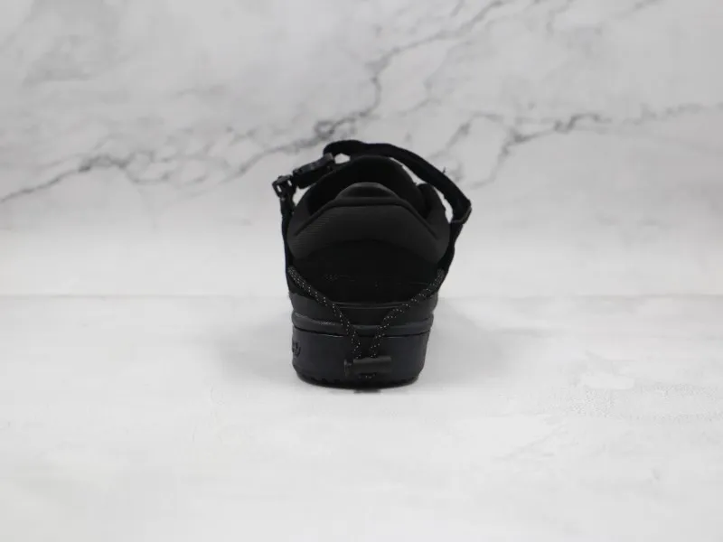 Adidas Forum Back to School x Bad Bunny Modelo 103M