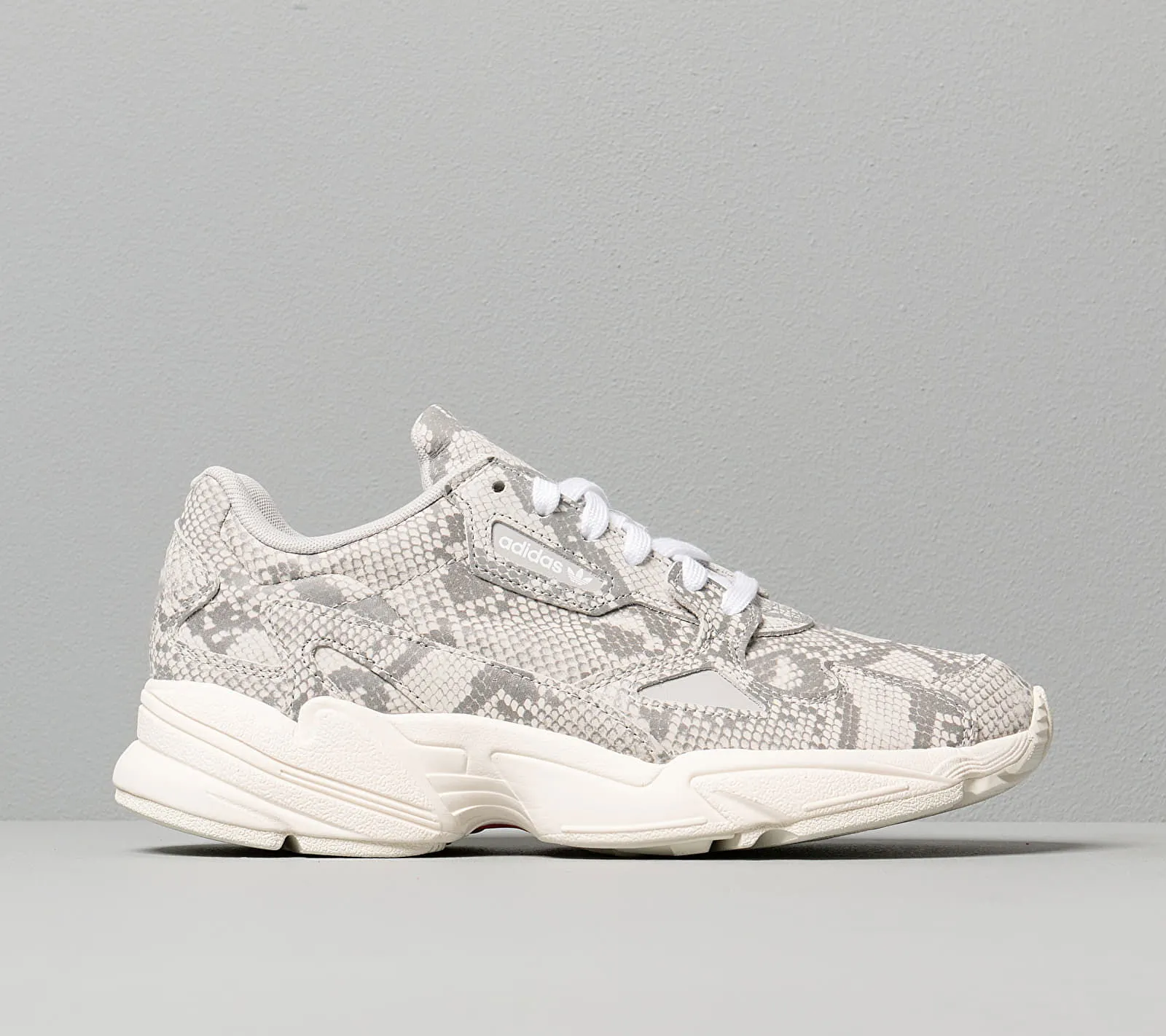 adidas Originals Falcon W