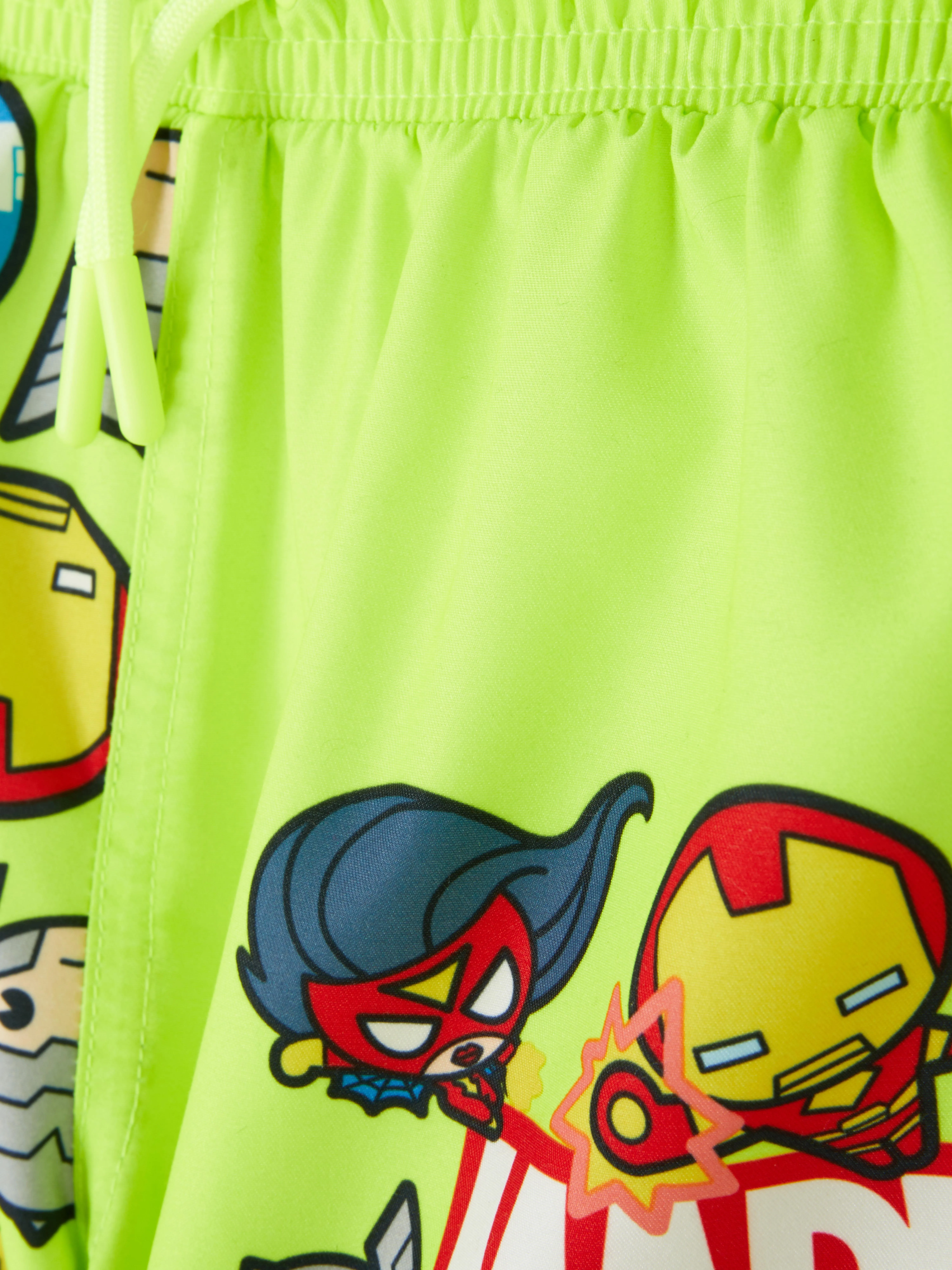 Bañador con estampado de Los Vengadores de Marvel