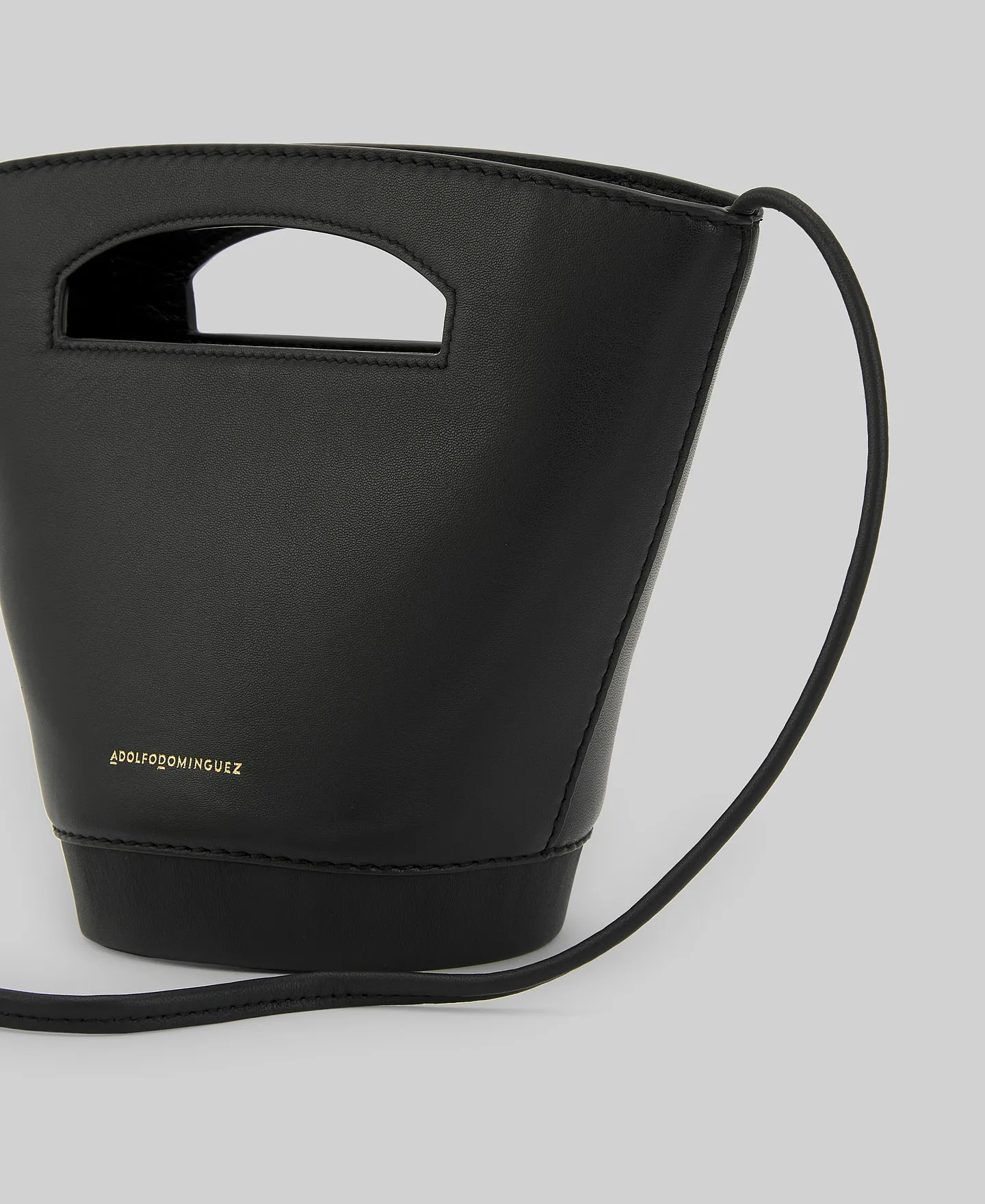 Black leather mini basket bag woman