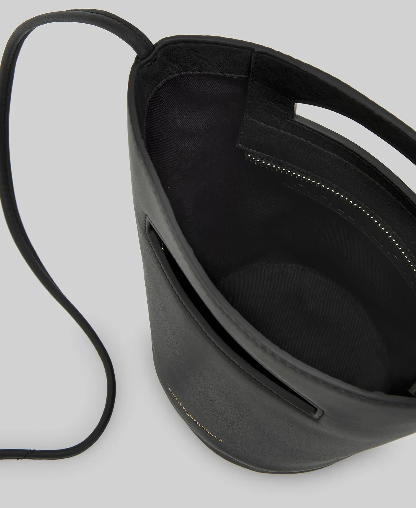 Black leather mini basket bag woman