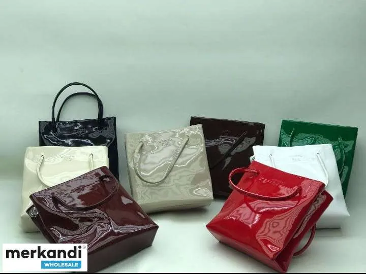 Bolsos de mujer de Turquía al por mayor en fantásticas condiciones.
