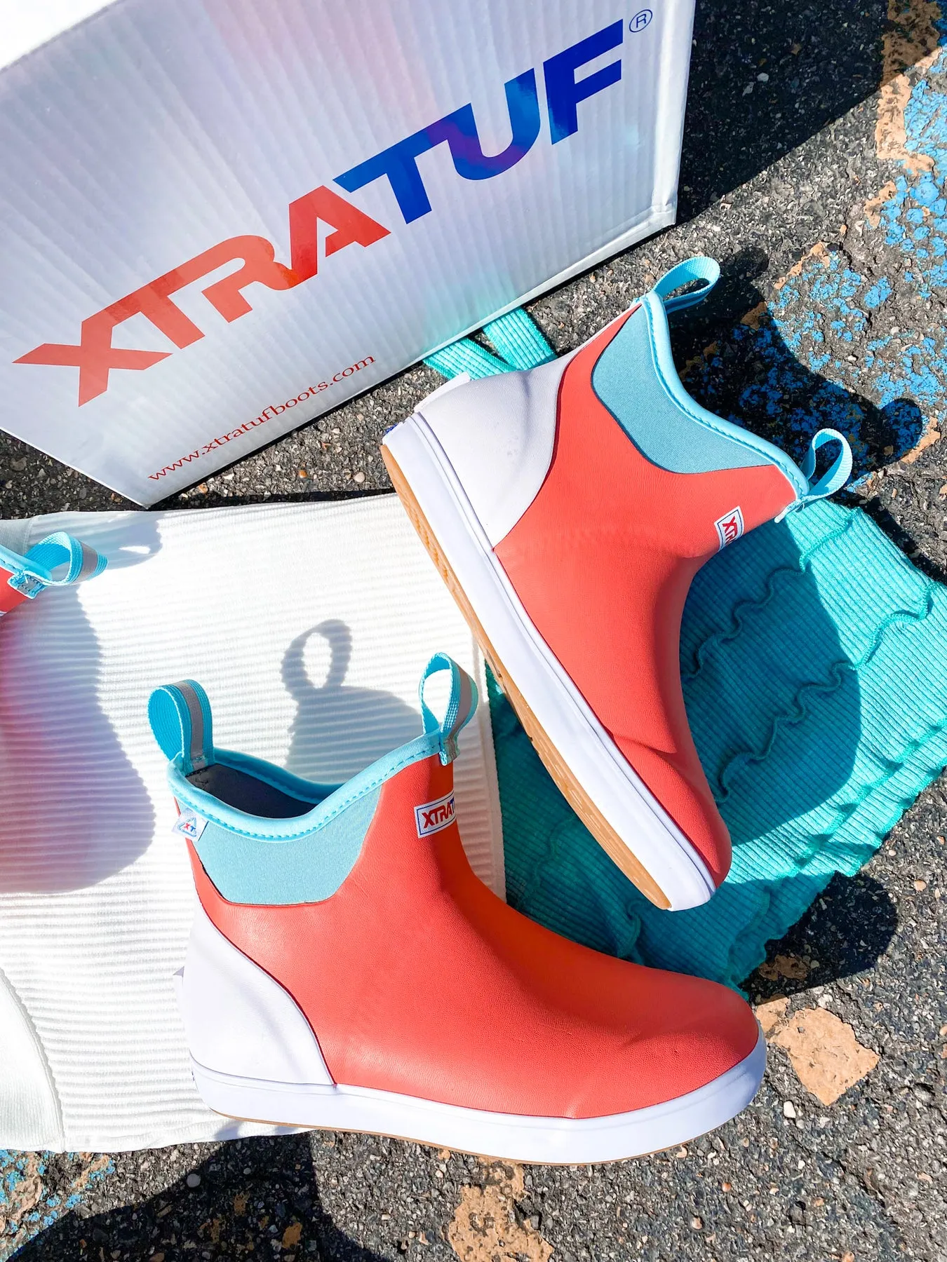 BOTIN DECANO MUJER XTRATUF EN CORAL 