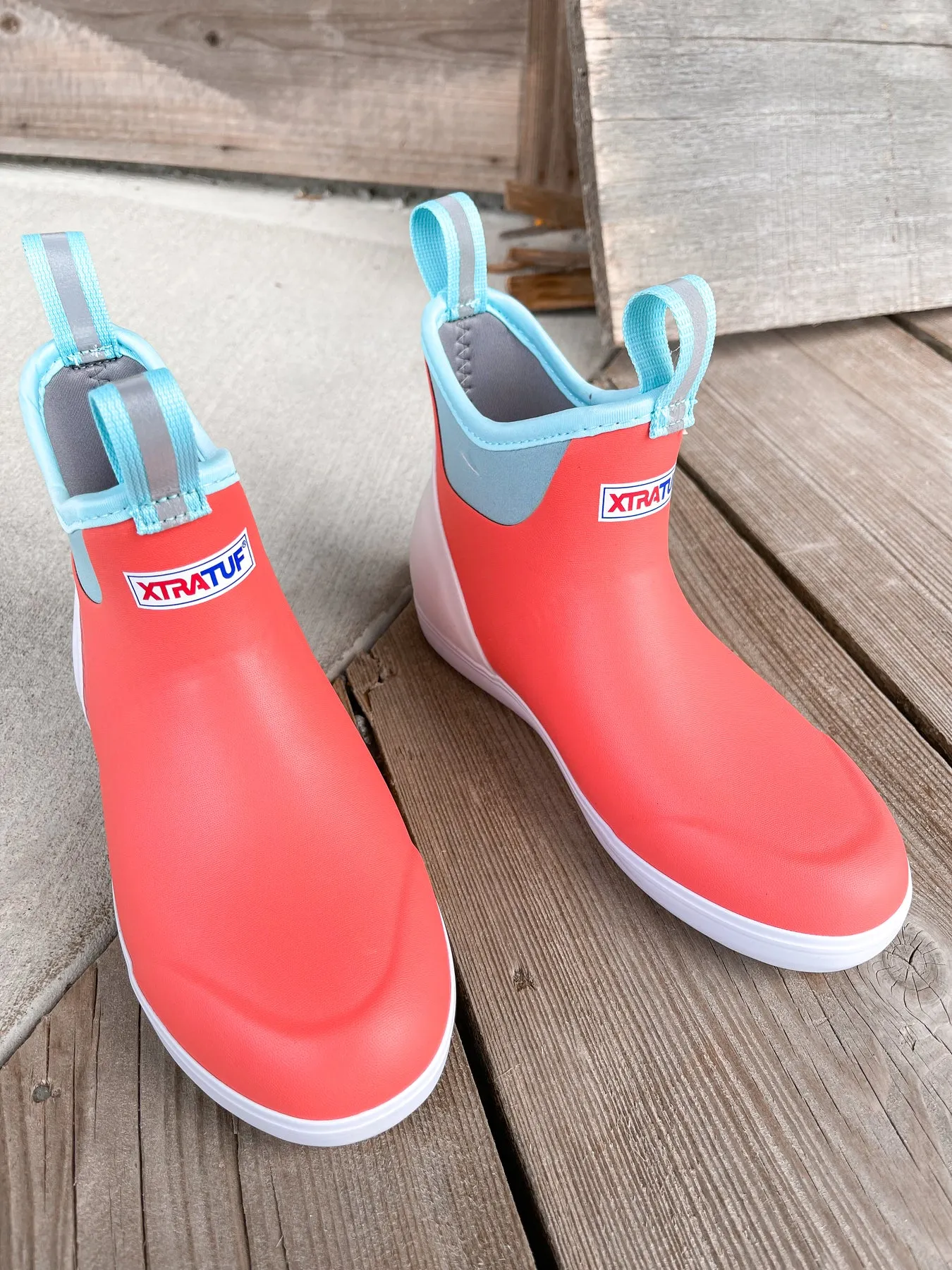 BOTIN DECANO MUJER XTRATUF EN CORAL 