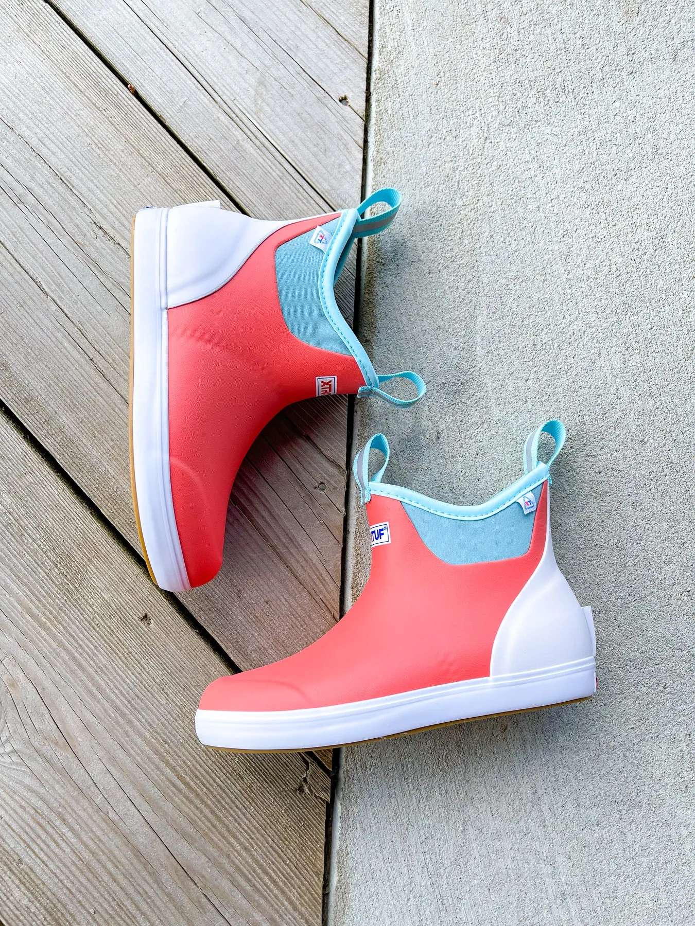 BOTIN DECANO MUJER XTRATUF EN CORAL 