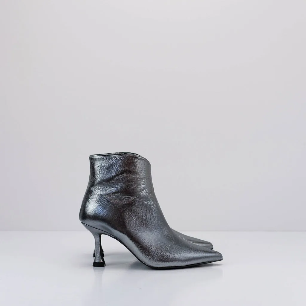 BOTIN  SEIALE  OLLO PLATA