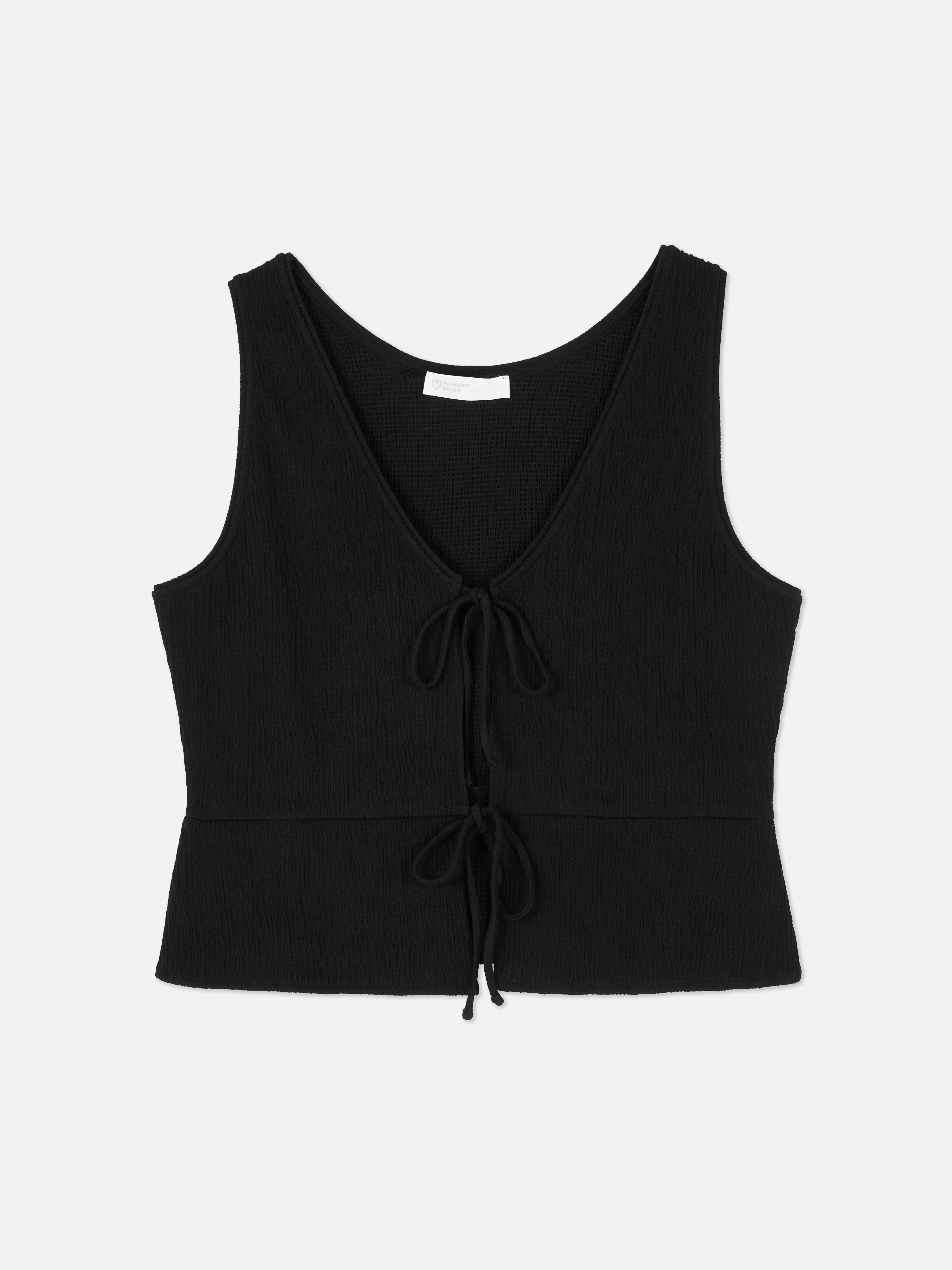Camiseta de tirantes y doble nudo delantero