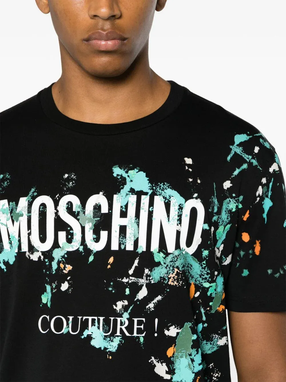 CAMISETA PAINT LOGO NEGRA