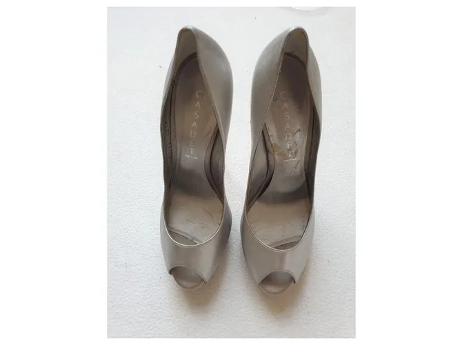 Casadei Bombas de plata 