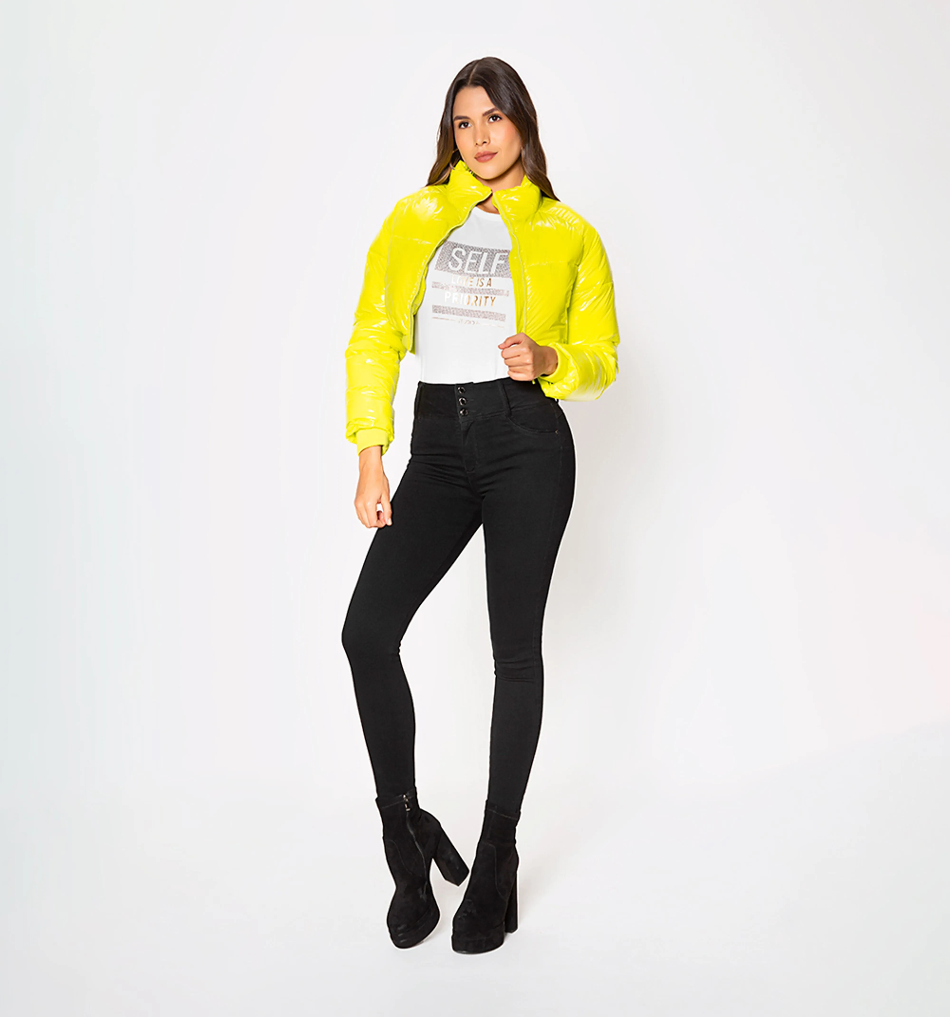 Chaqueta crop acolchada