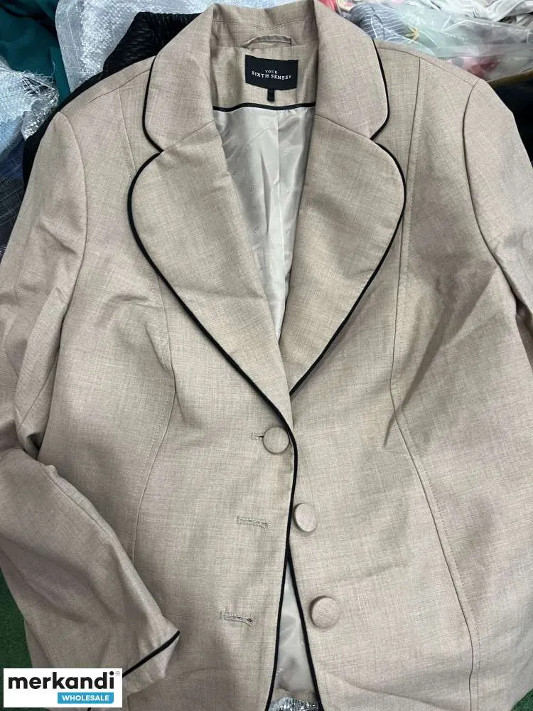 Chaquetas de mujer usadas en muy buen estado