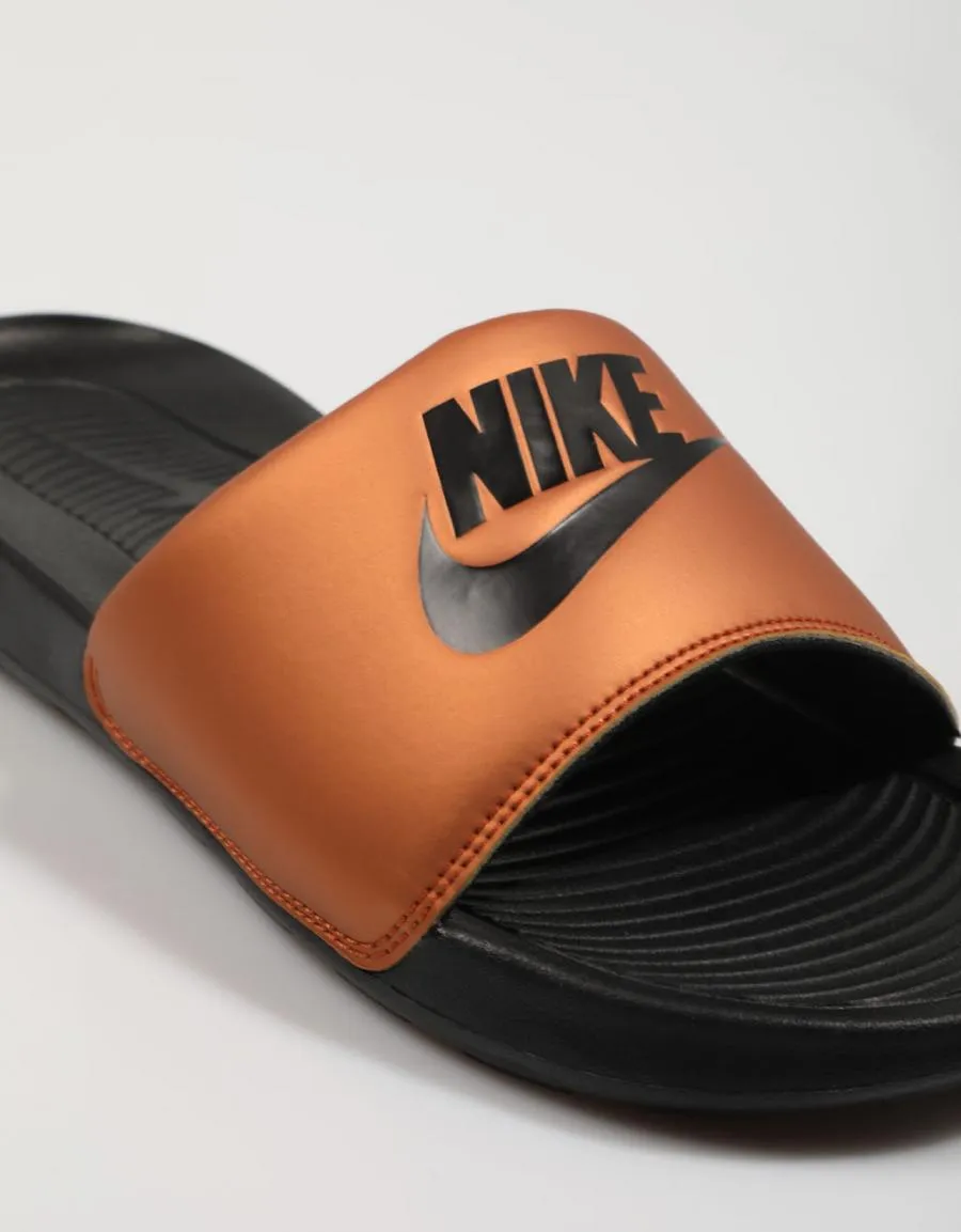  chinelos NIKE Victori en Ouro 74590