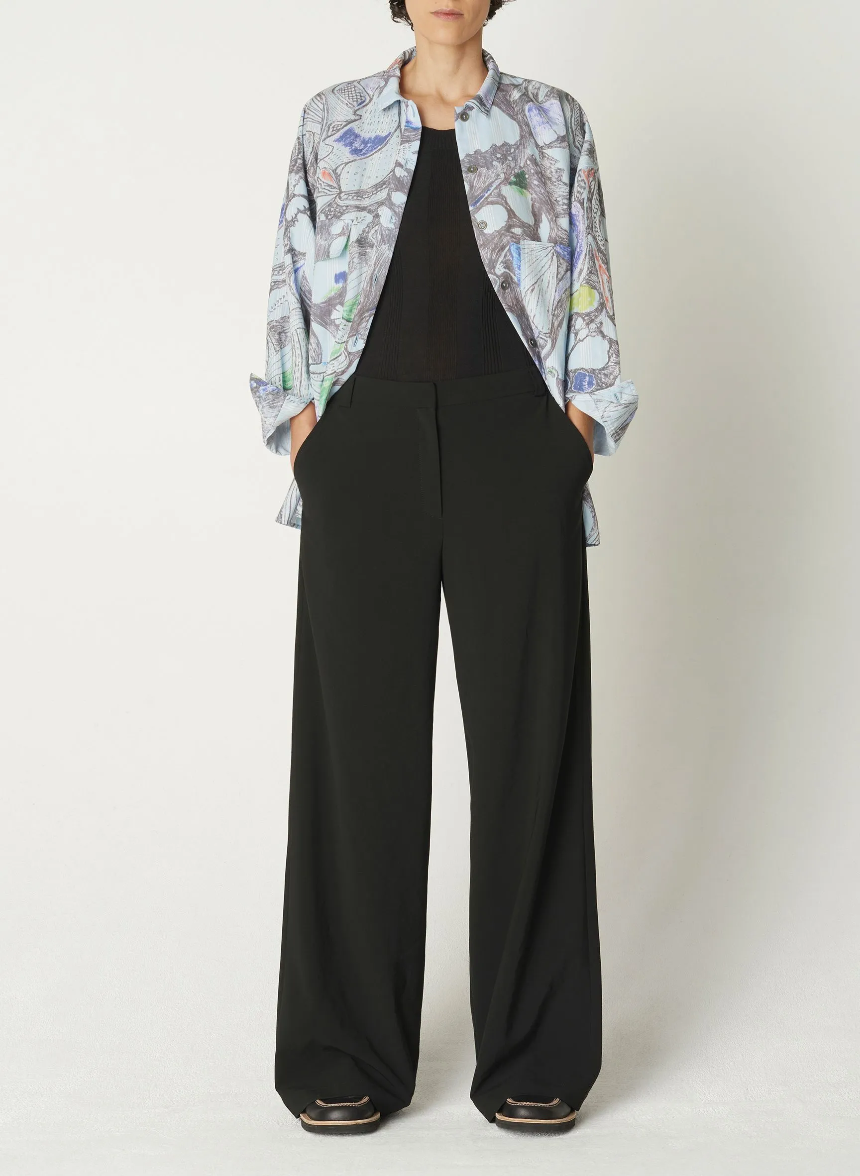 COTELAC Pantalón ancho de talle bajo en negro