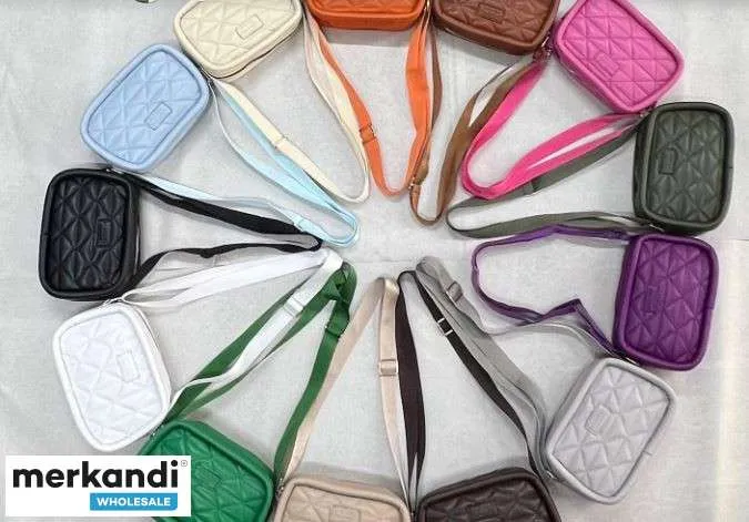 Descubra nuestra selección de bolsos de mujer exclusivos de Turquía al por mayor.