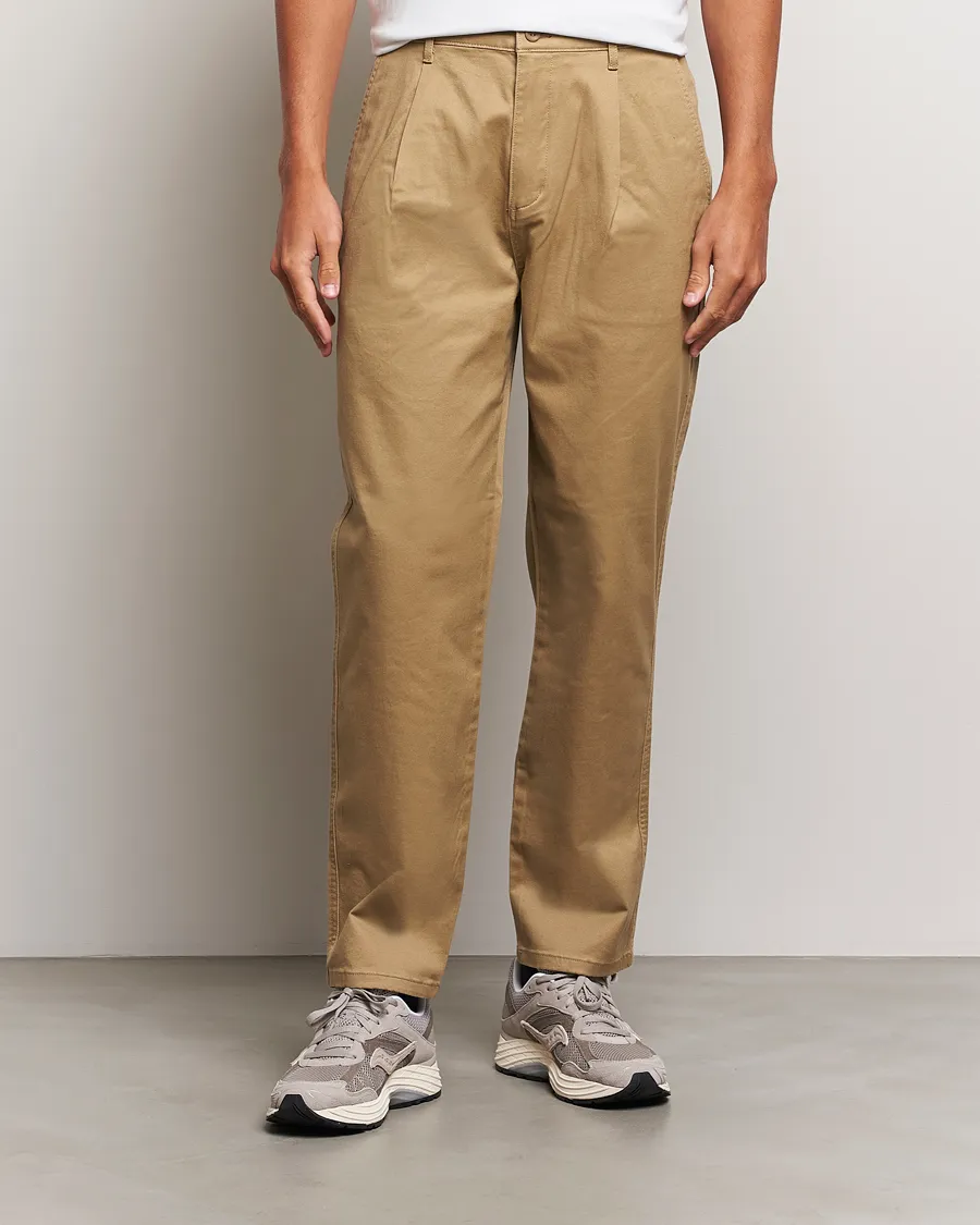 Dockers Original Pleated Cotton Chino Harvest Gold