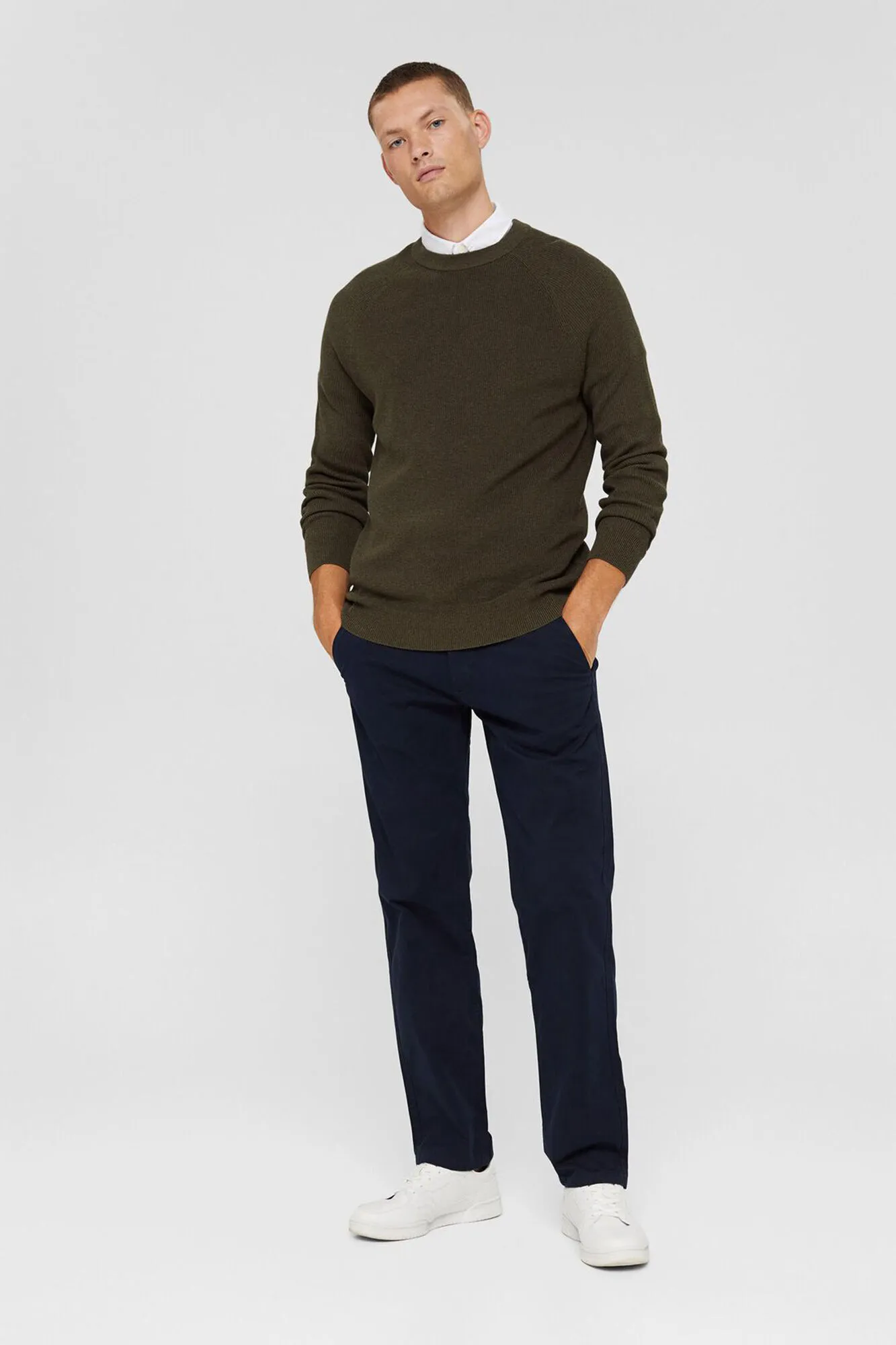 Esprit Pantalón chino straight fit en algodón orgánico