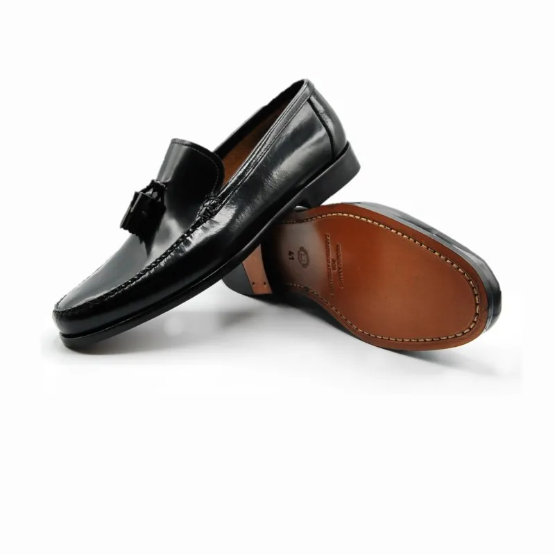 GILS CLASSIC 77106 Negro y burdeos. Castellanos borlas