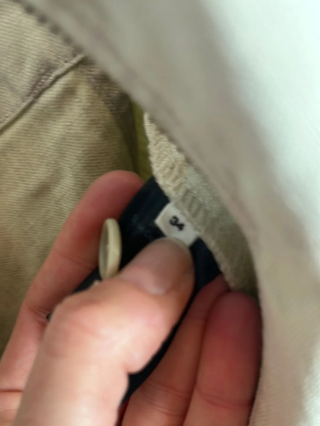ISABEL MARANT ÉTOILE. Pantalón beige verdoso recto. T 34