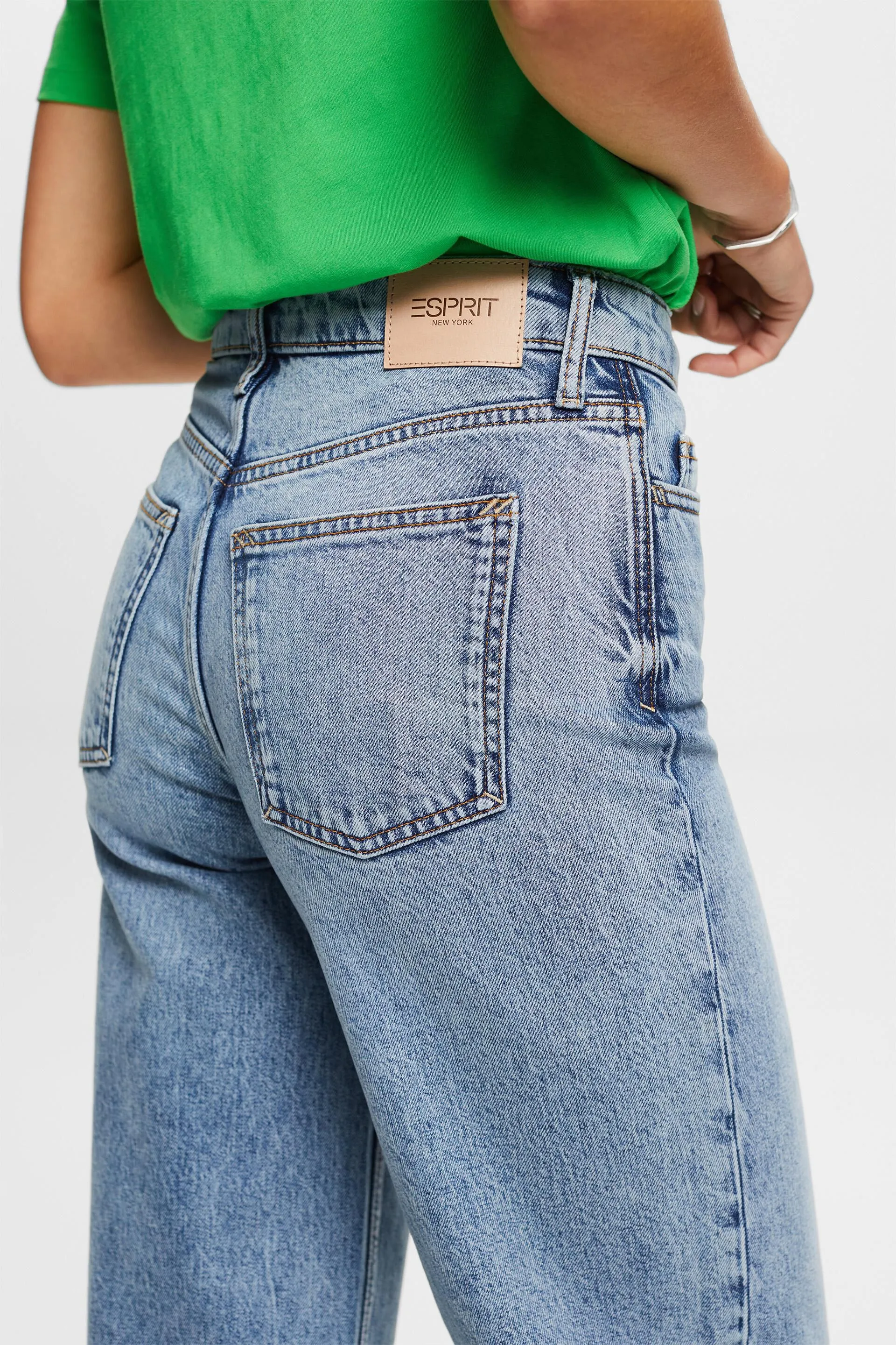 Jeans wide leg de estilo retro