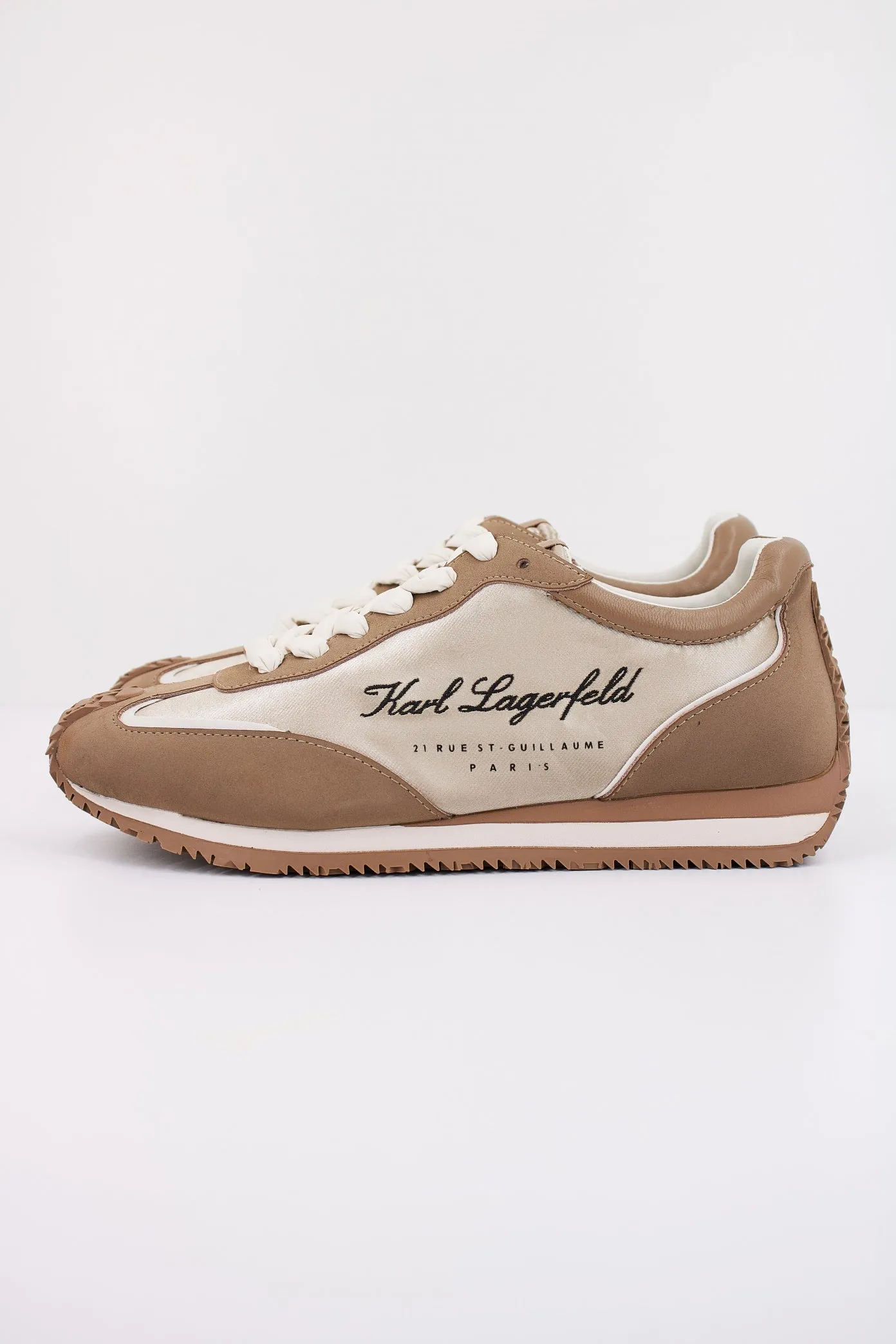 KARL LAGERFELD VELOCETTE HOTEL