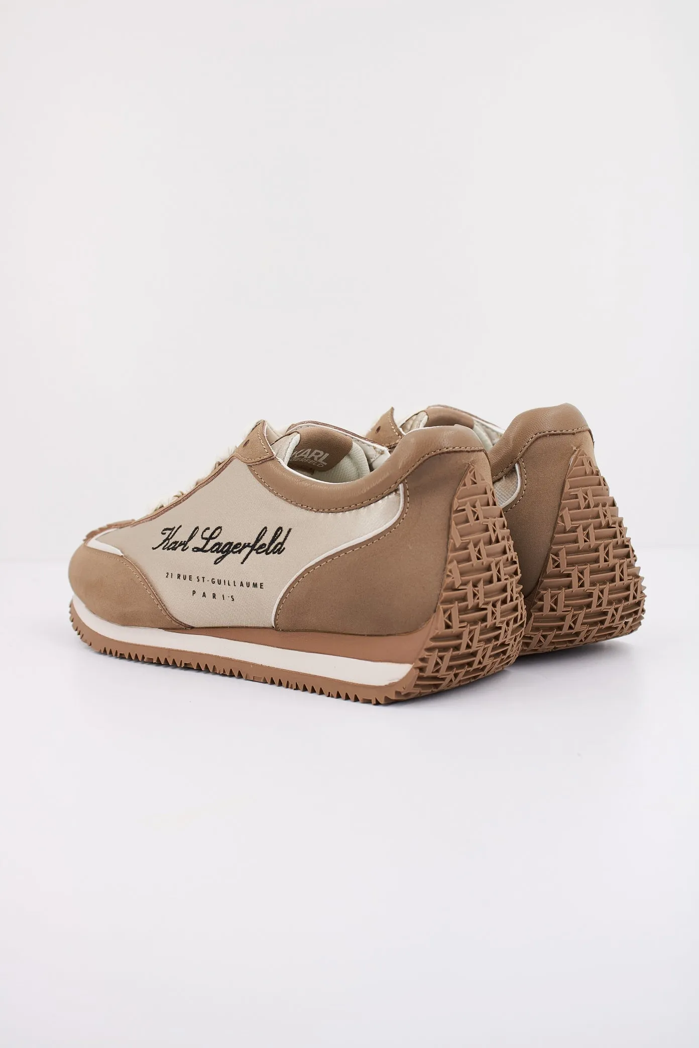 KARL LAGERFELD VELOCETTE HOTEL