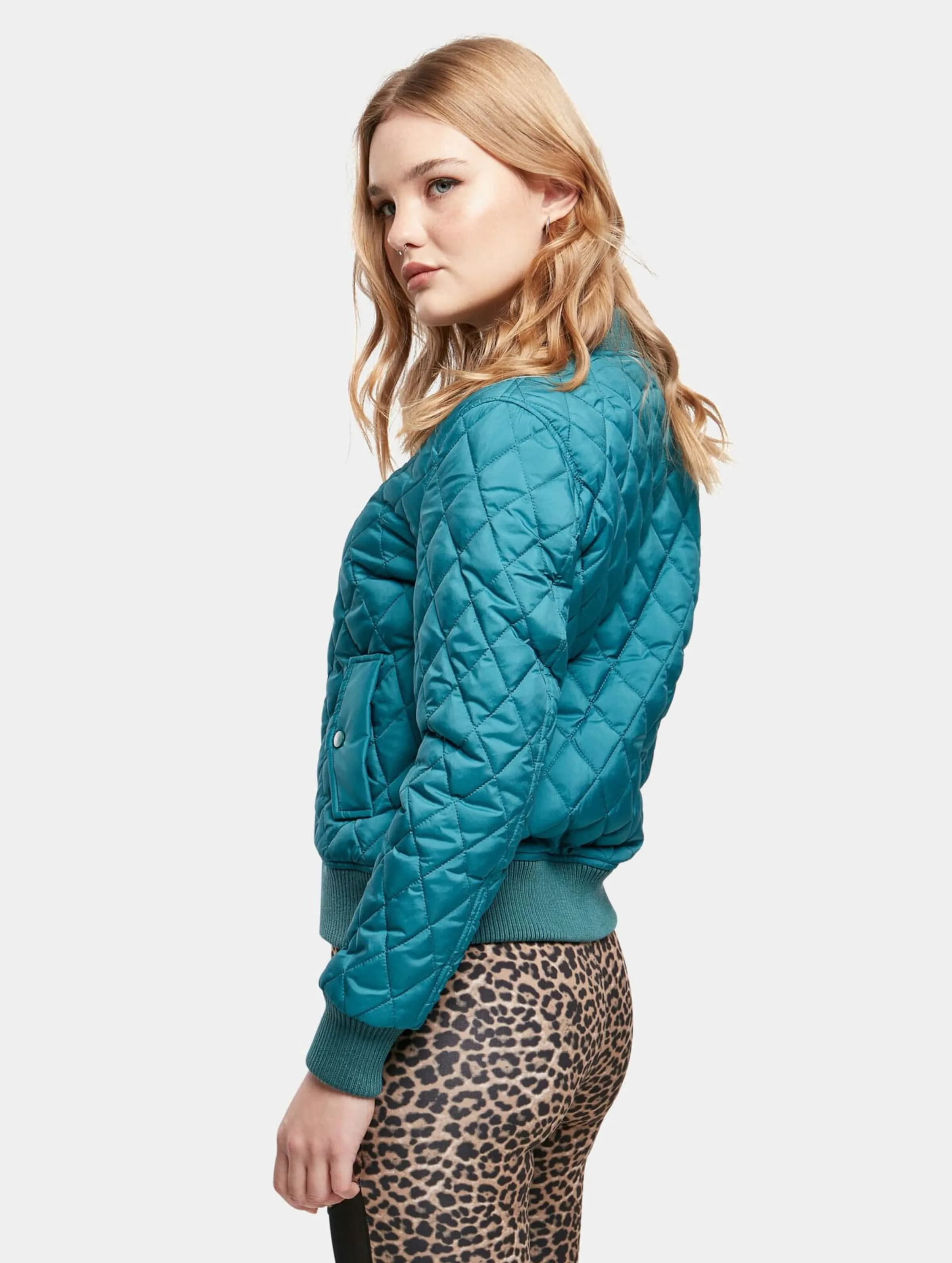 Ladies Diamond Quilt Nylon
