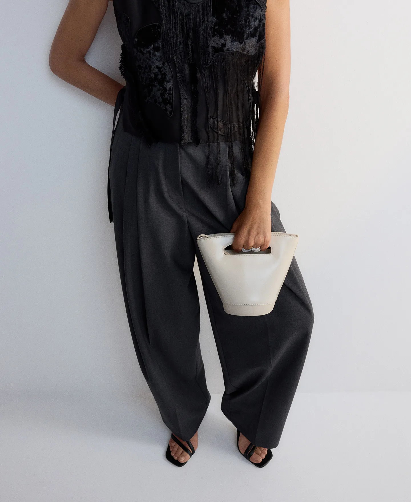 Leather mini basket bag woman
