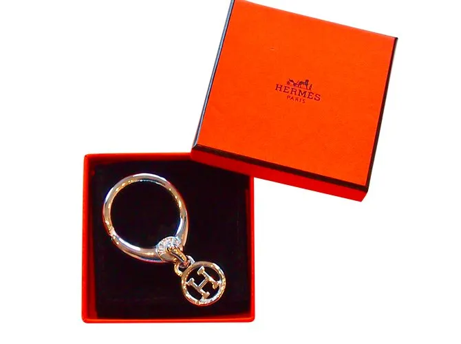 Llavero de plata Hermès 