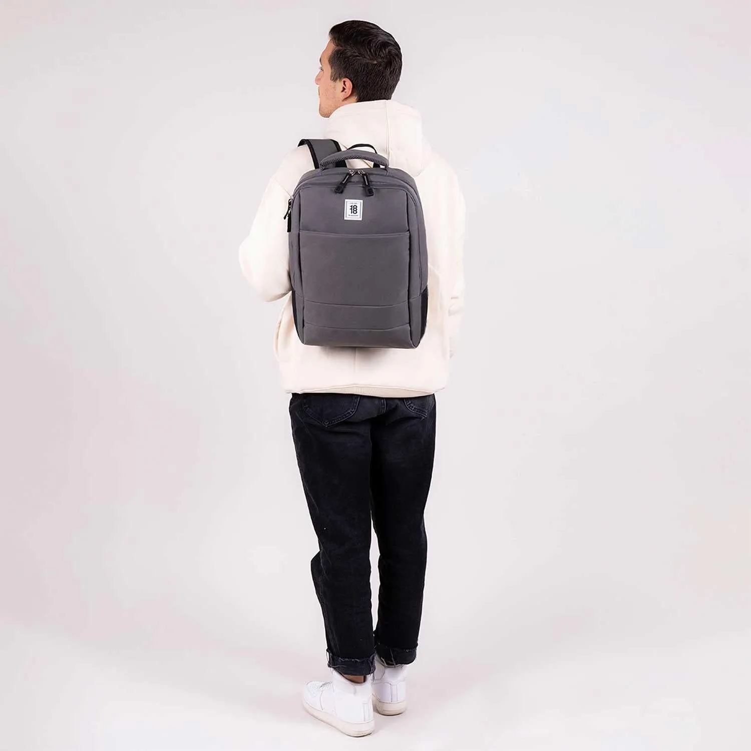 Mochila Grande 1818 Unisex Wynn Gris Con Porta Laptop De Hasta 15.
