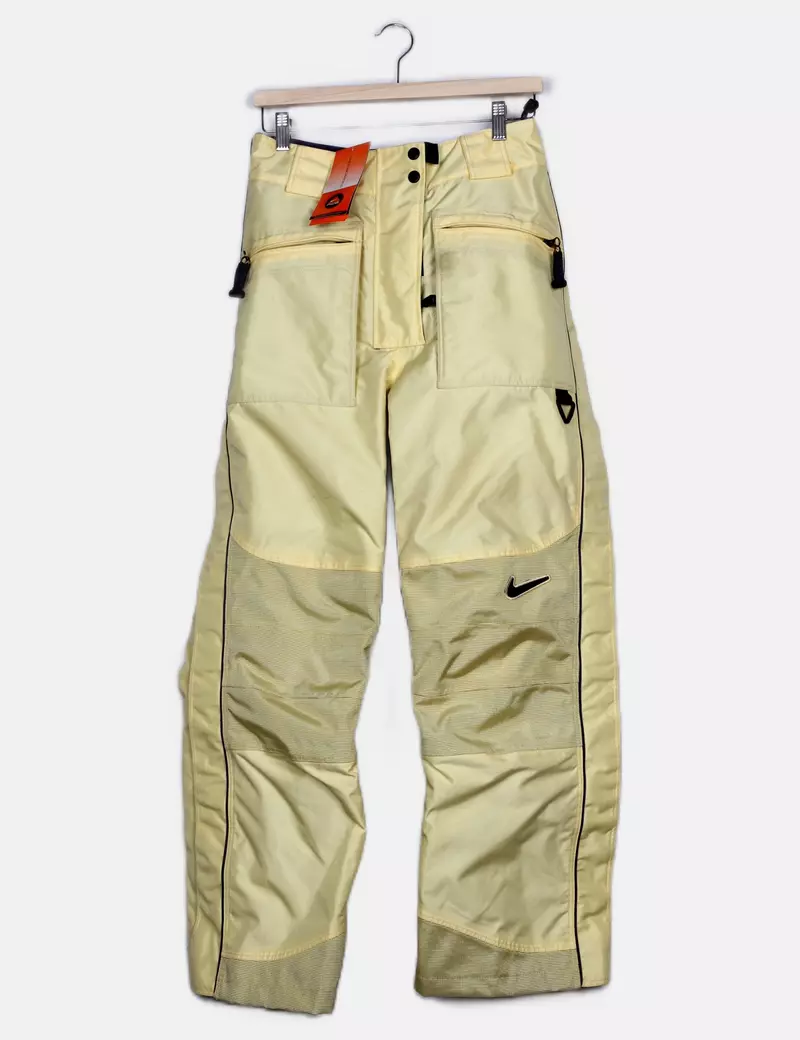 NIKE ACG Pantalones técnicos Rectos Impermeables