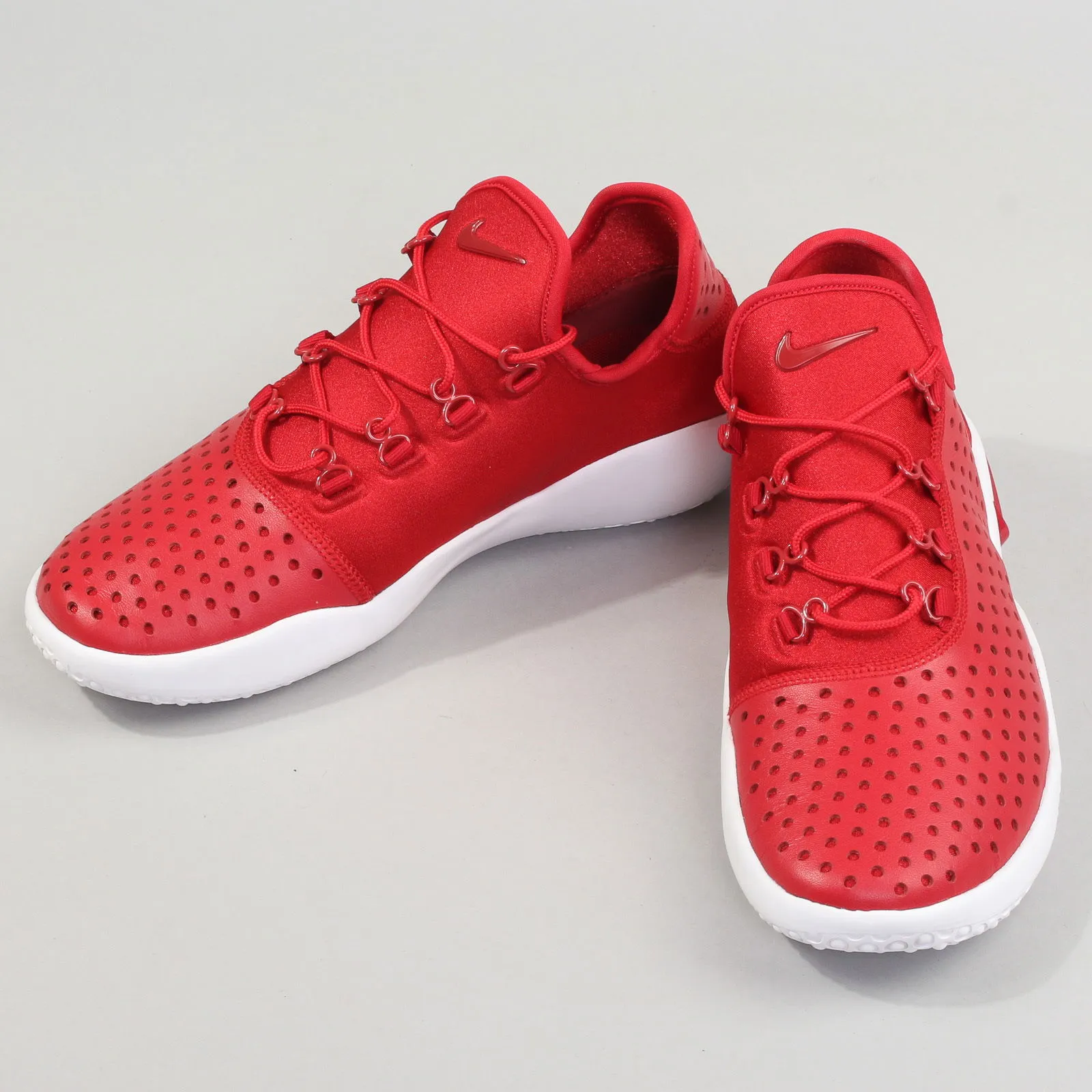 NIKE FLRUE