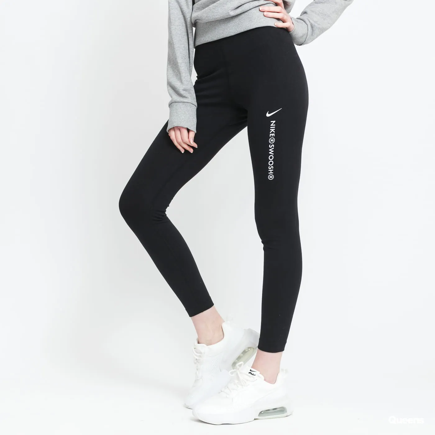 Nike NSW Swoosh