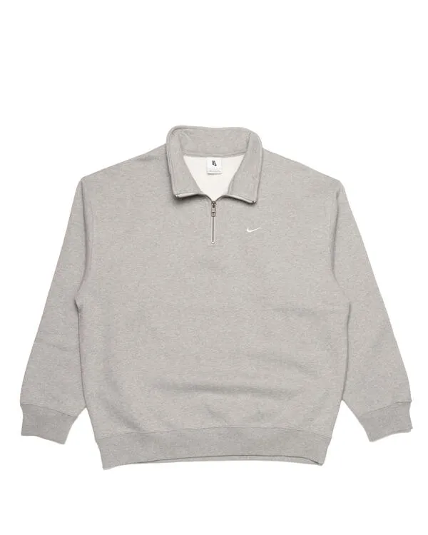 NIKE SOLO SWOOSH 1/4ZIP TOP