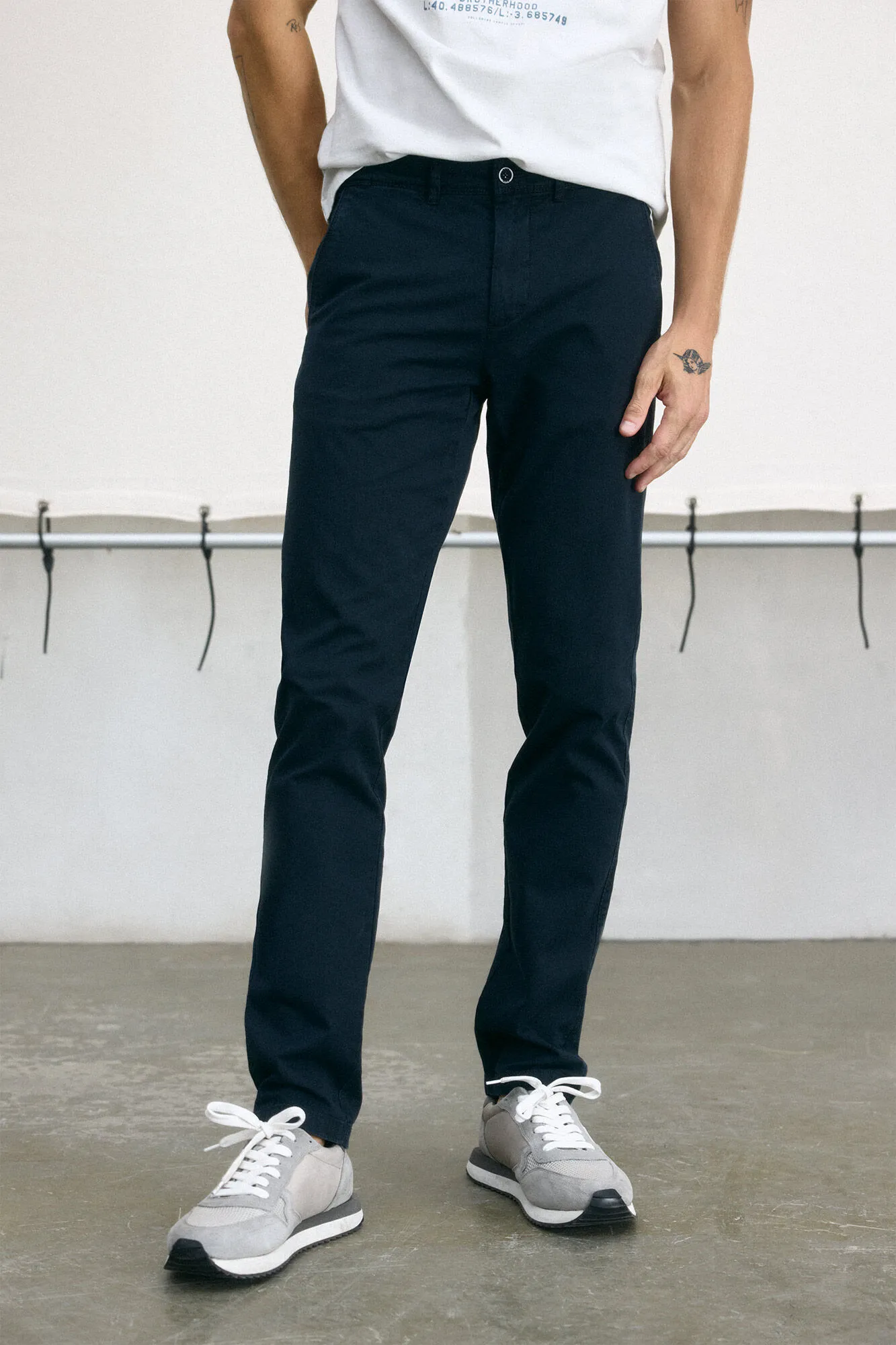 OOTO Pantalón chino slim