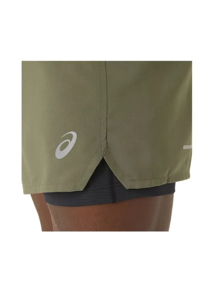 PANTALON ASICS ROAD 2N1 5IN SHORT COLOR: MANTLE GREEN/PERFORMANCE BLACK