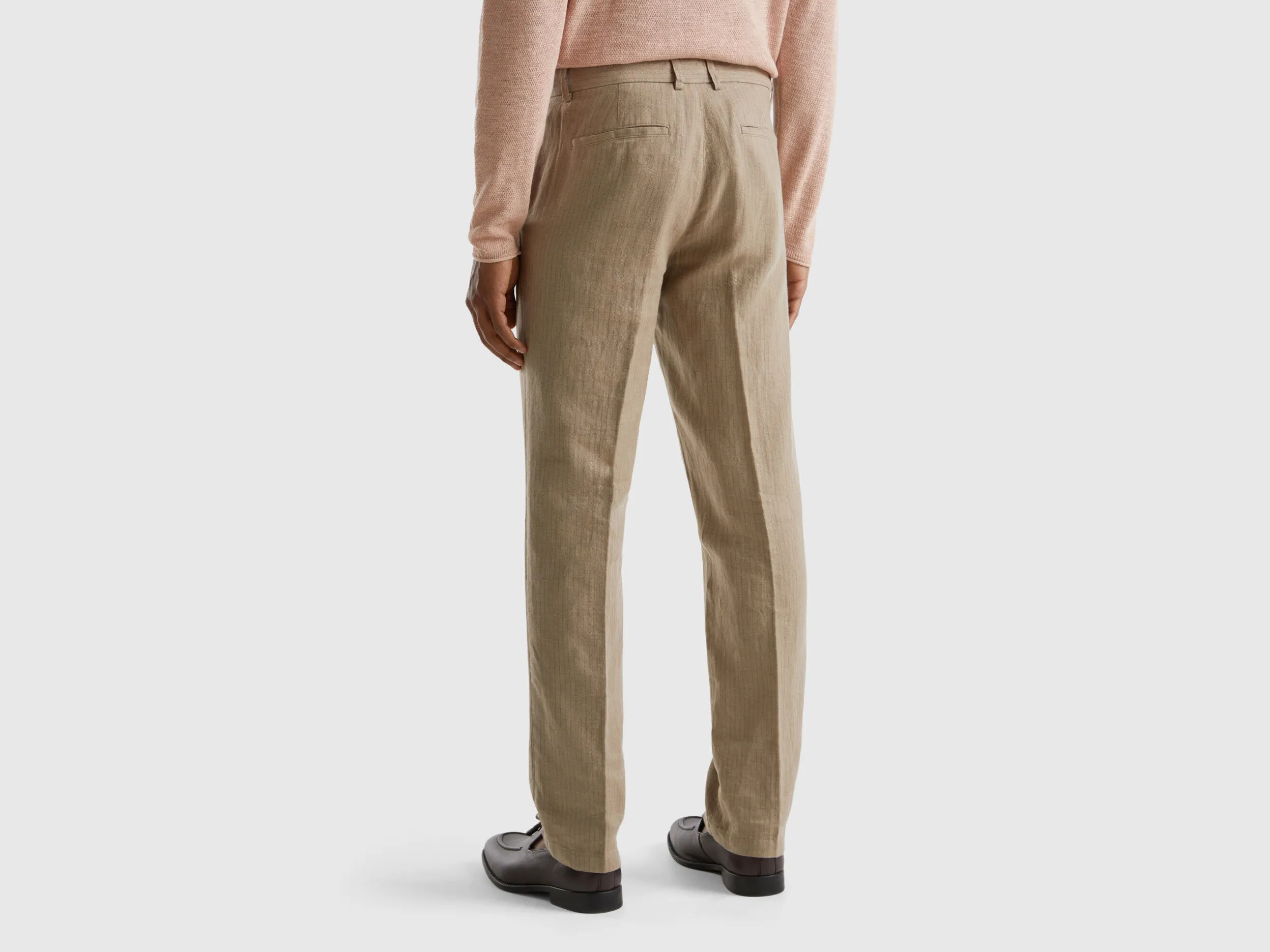 Pantalones chinos a rayas en mezcla de lino