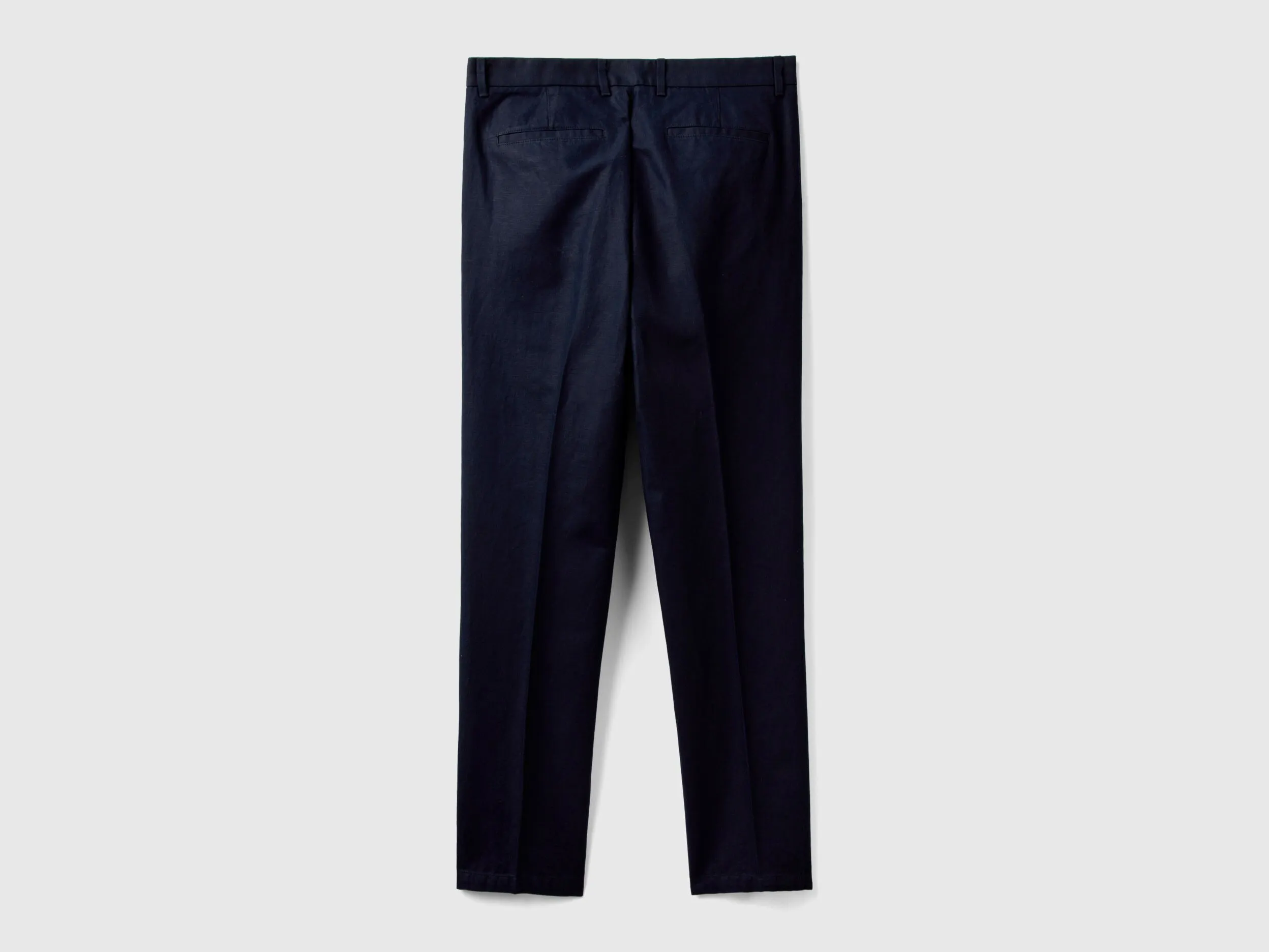 Pantalones chinos rectos de lino mixto