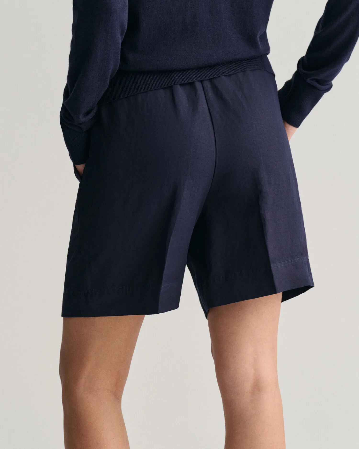 PANTALONES CORTOS RELAXED FIT EN MEZCLA DE LINO PULLON