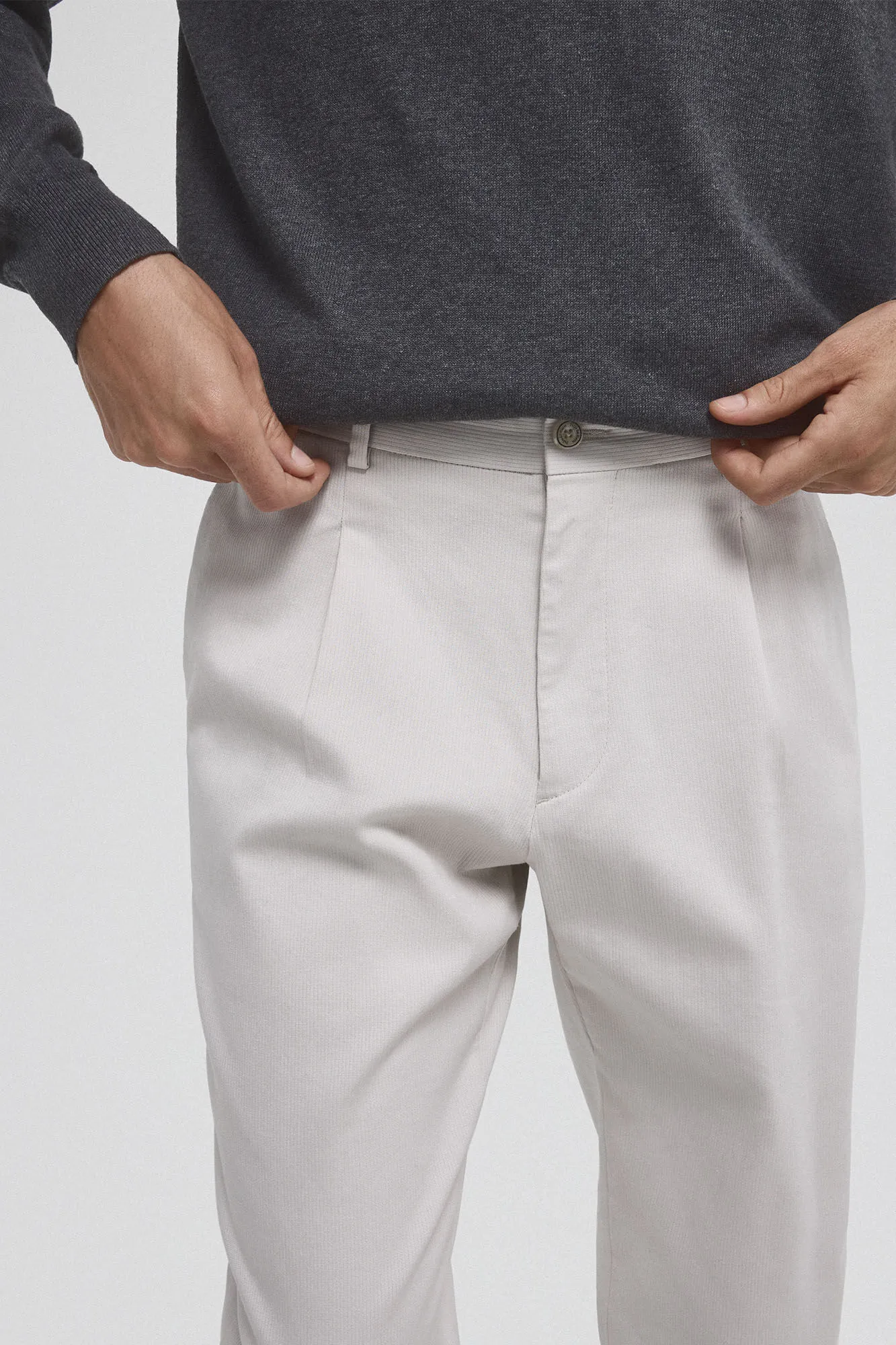 Pedro del Hierro Pantalón chino pinzas regular fit