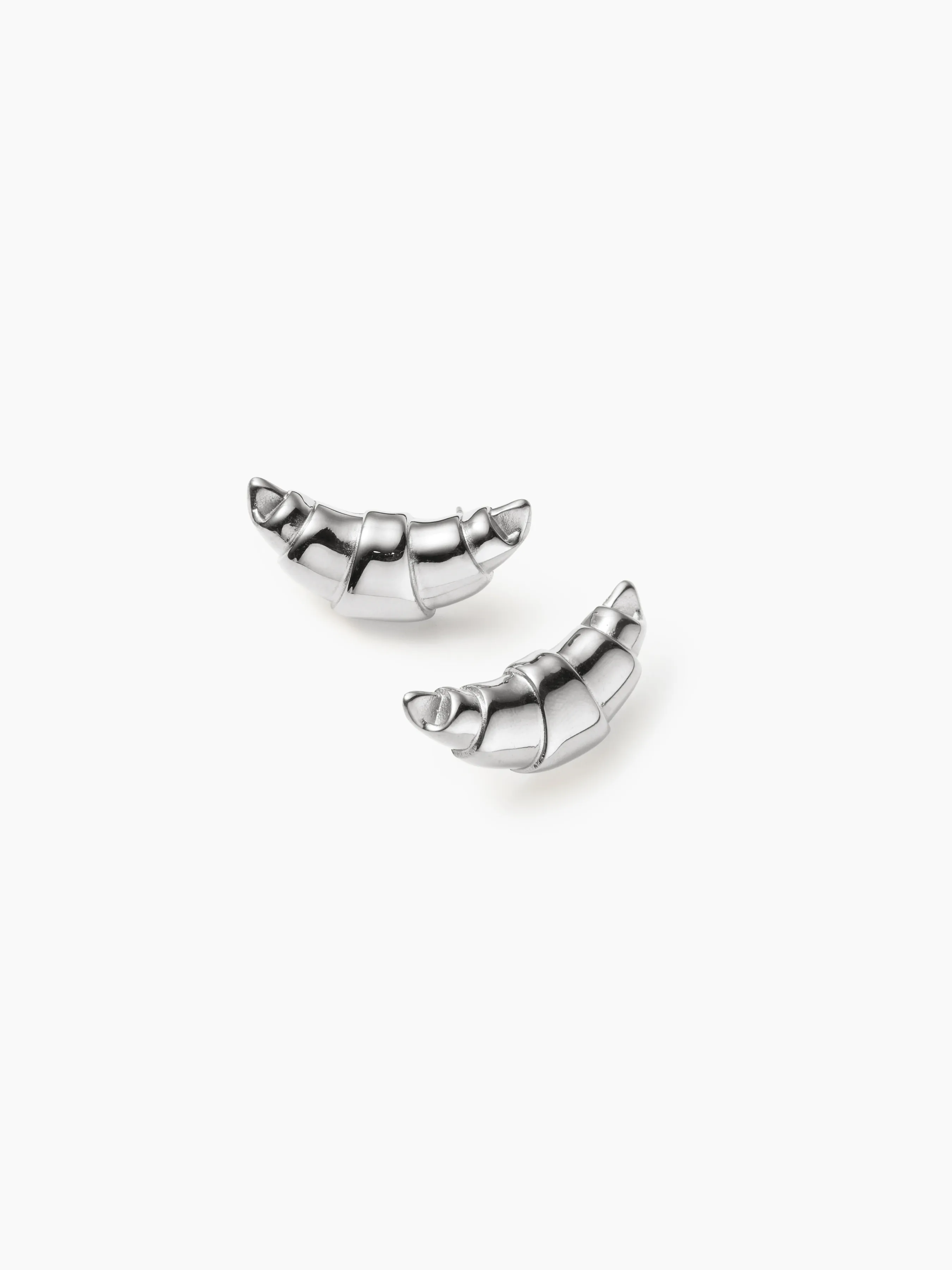 Pendientes de Tuerca con Diseño de Croissant