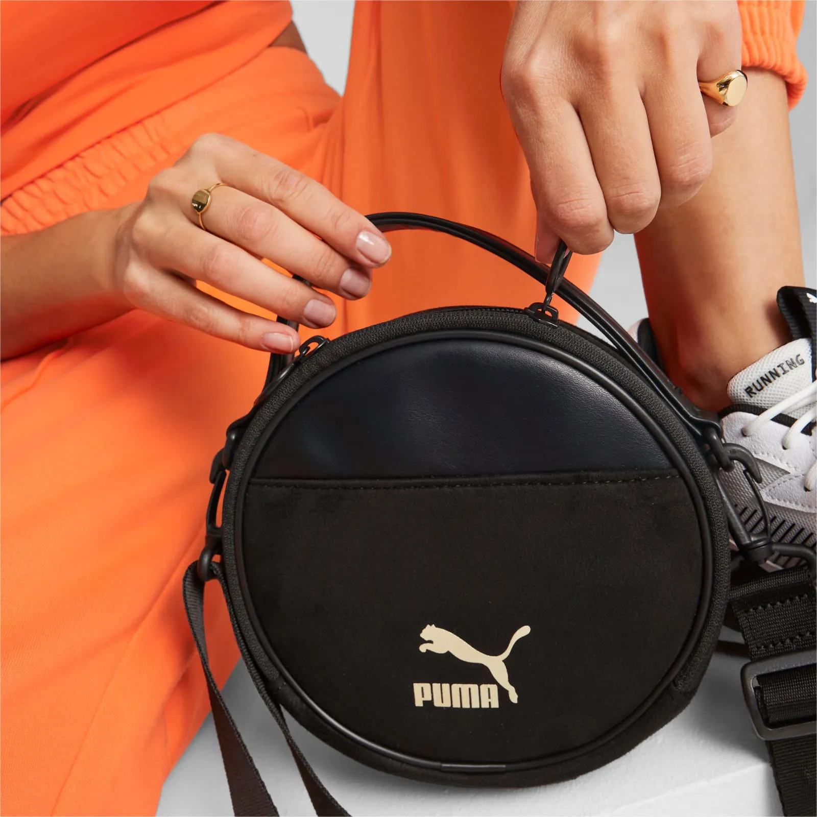Puma Classics Seasonal Circle Bag