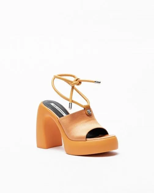 Sandalias de tacón alto Karl Lagerfeld Astragon Hi LongLace Slide Naranja