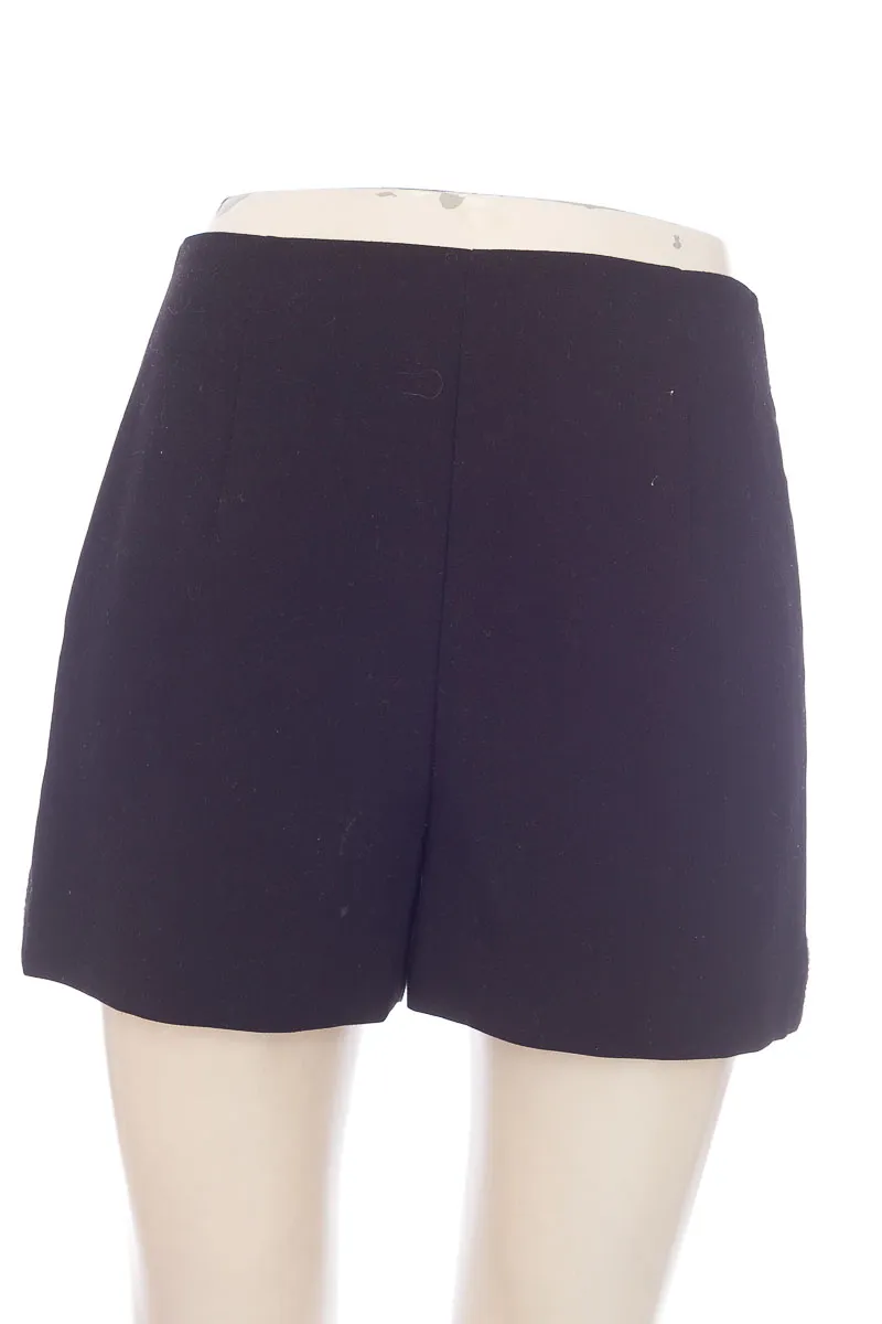 SHORT COLOR NEGRO  ZARA