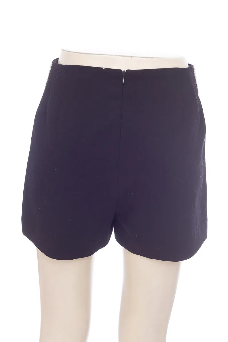 SHORT COLOR NEGRO  ZARA