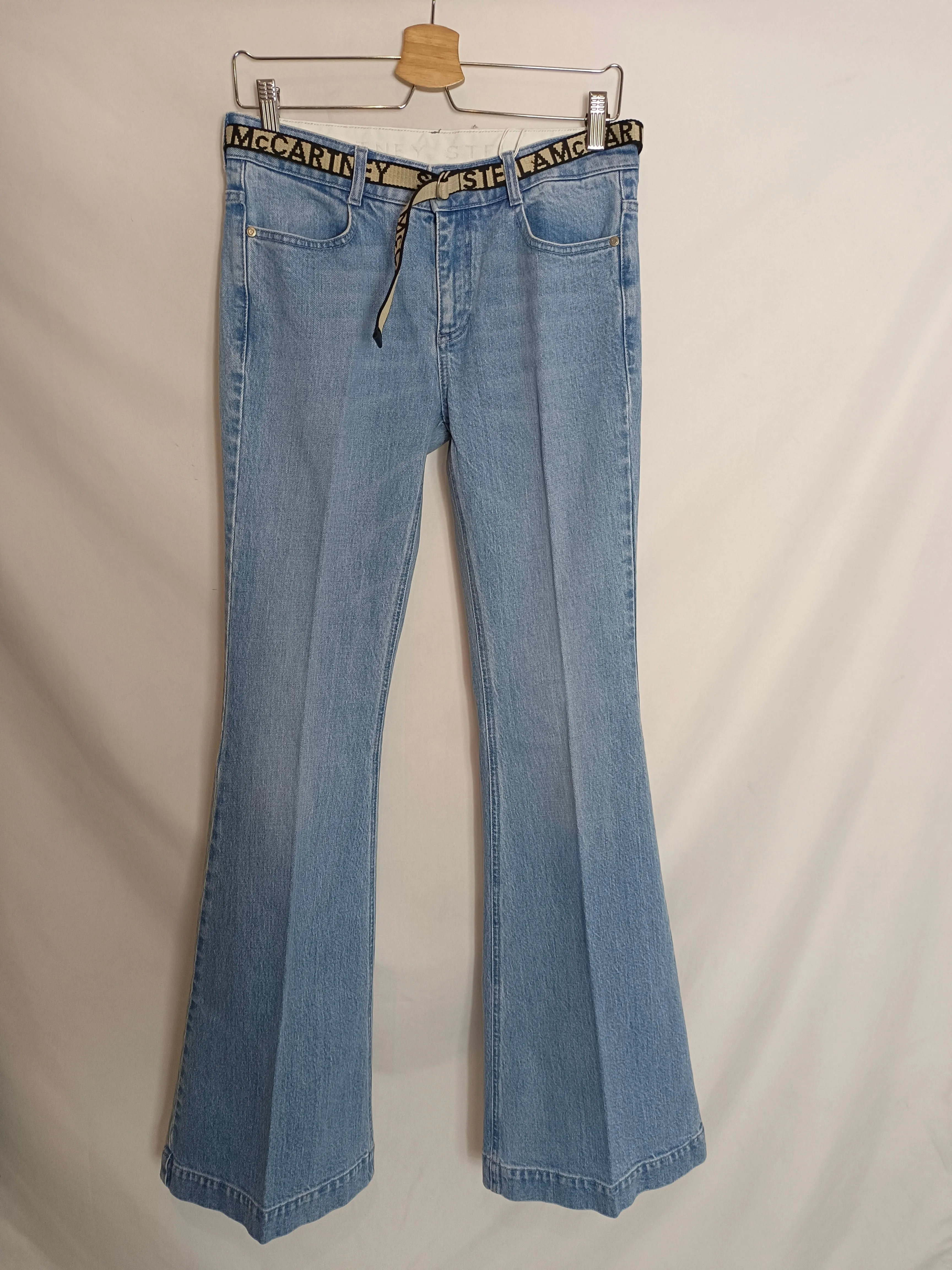 STELLA McCARTNEY. Pantalón denim campana T.29(38)