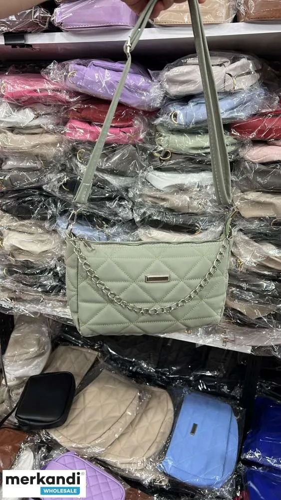 Venta al por mayor de bolsos de mujer de Turquía en condiciones inigualables.