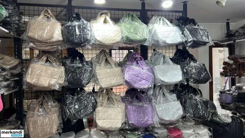 Venta al por mayor de bolsos de mujer de Turquía en condiciones inigualables.