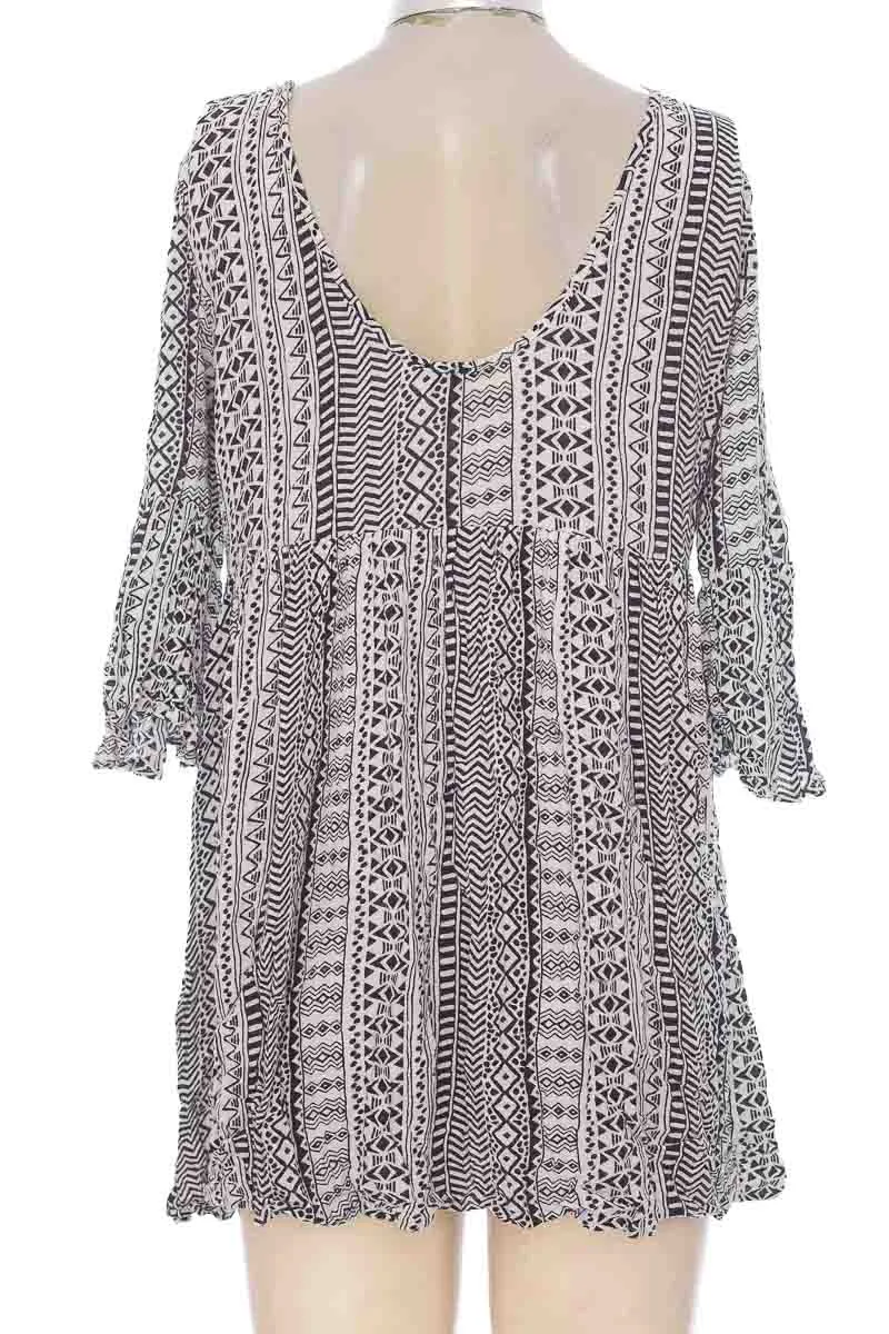 VESTIDO / ENTERIZO COLOR BLANCO  FOREVER 21