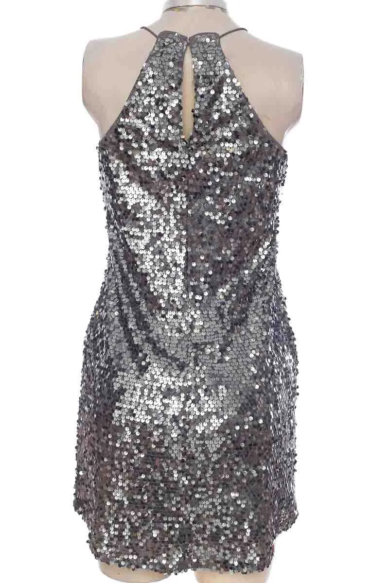 VESTIDO / ENTERIZO COLOR PLATEADO  EXPRESS